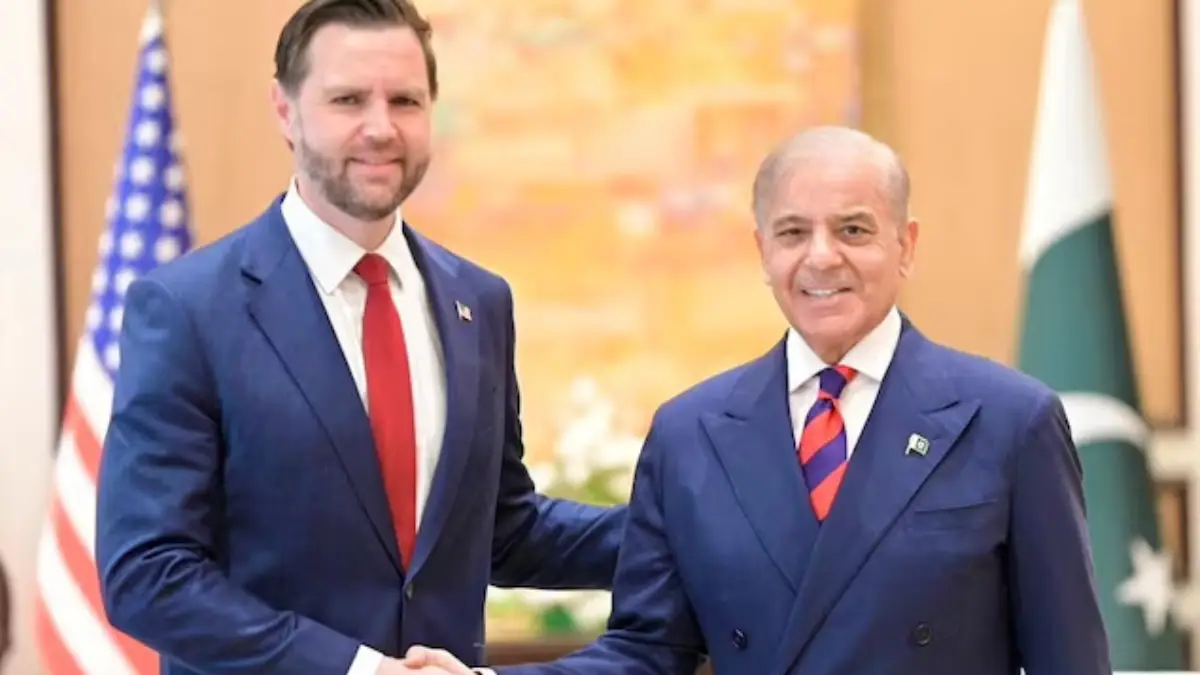 US-Iran Hormuz Talks Hit New Roadblocks - Politics News | Krihaa